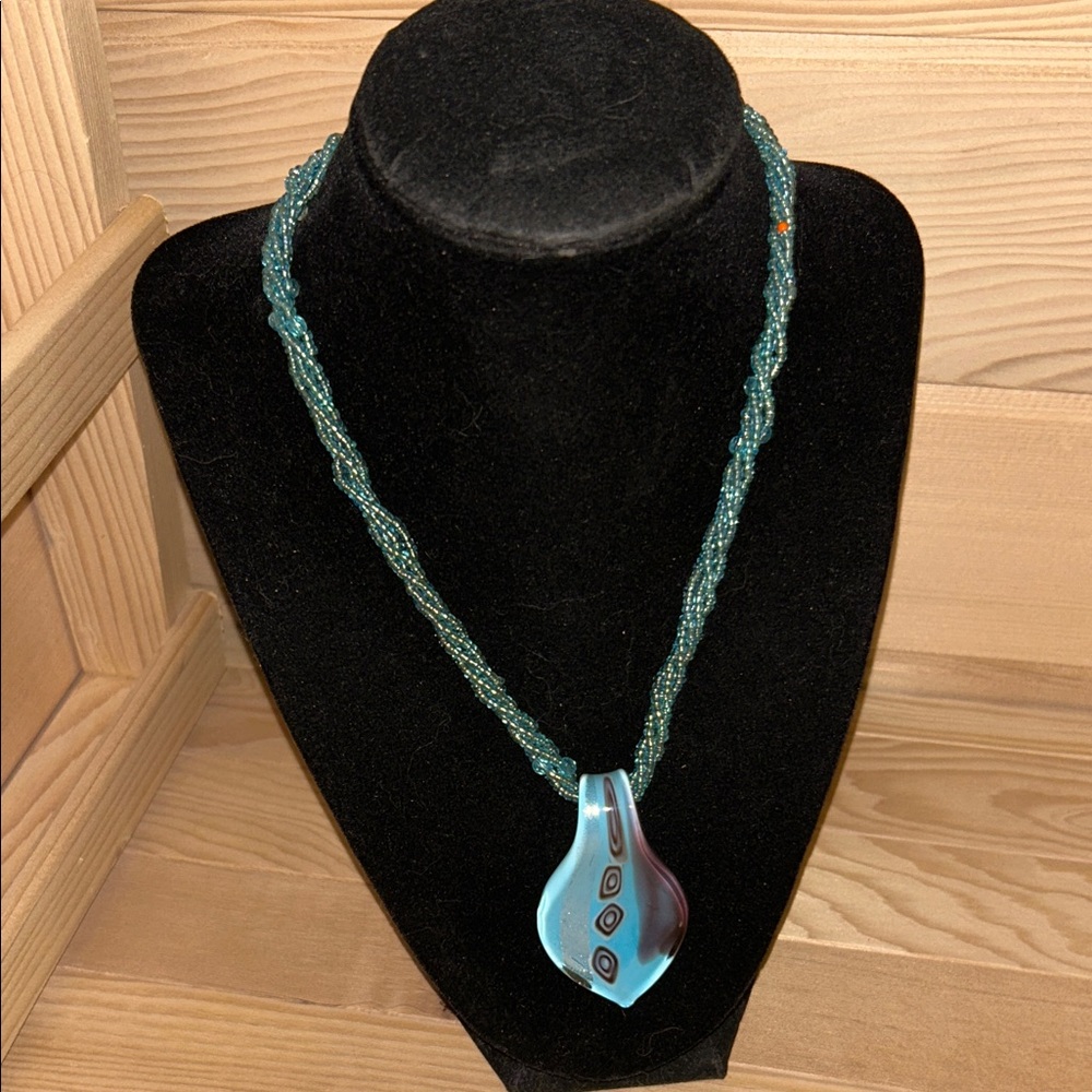 Elegant Blue Beaded Necklace